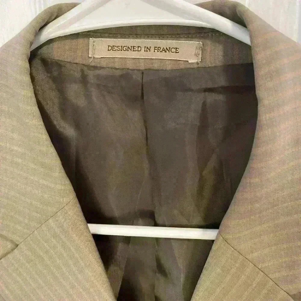 Franco Valentino Couture Hand Tailored Tan Pinstripe Wool Suit Jacket Size 44R‎